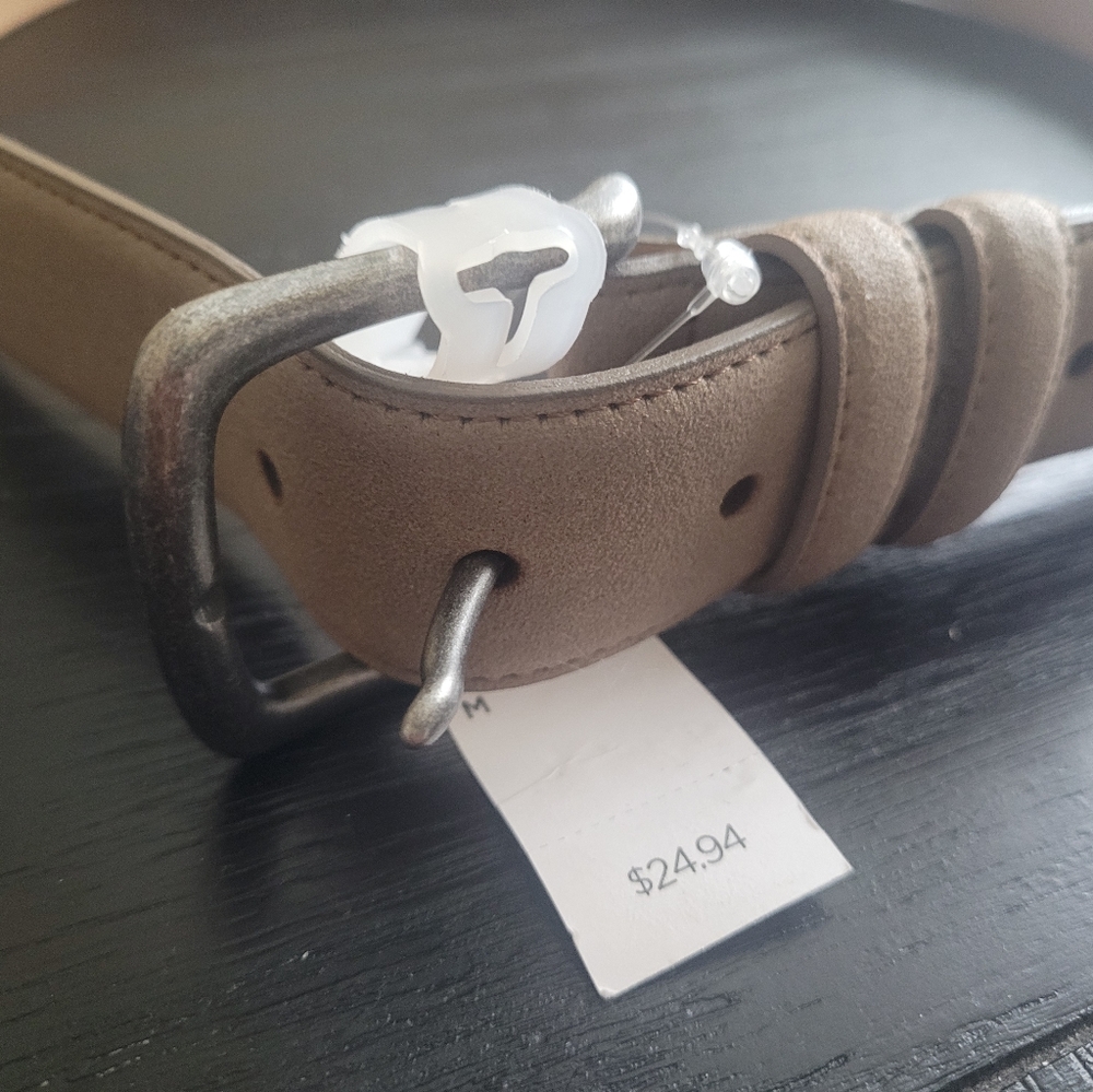 Old navy belt